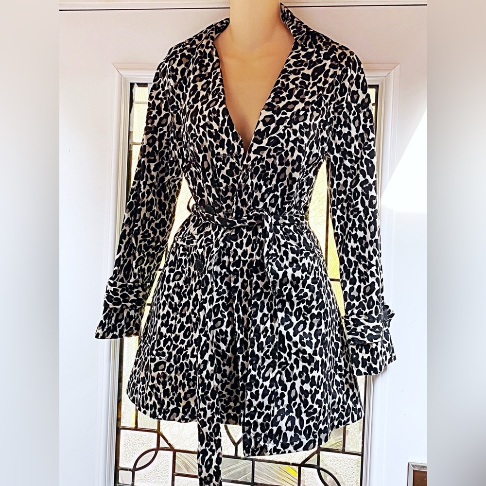 LUII - Animal Print Spring/Fall Coat 🧥 - Picture 3 of 12